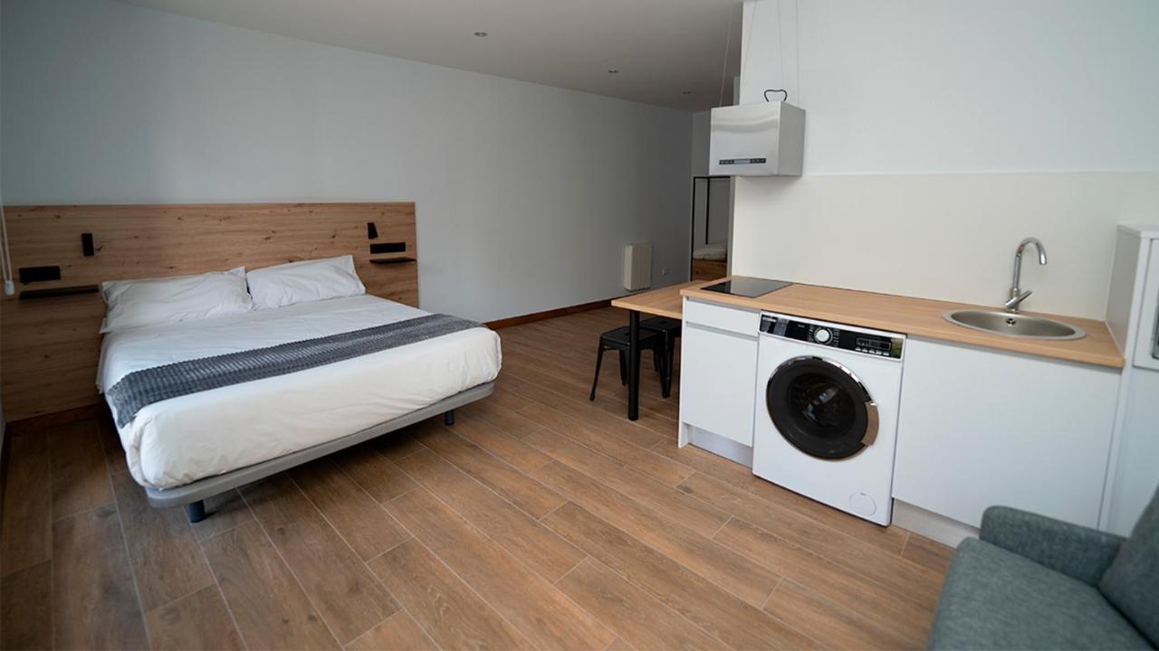 Apartamentos Puerta De Occidente Cornellana Dış mekan fotoğraf