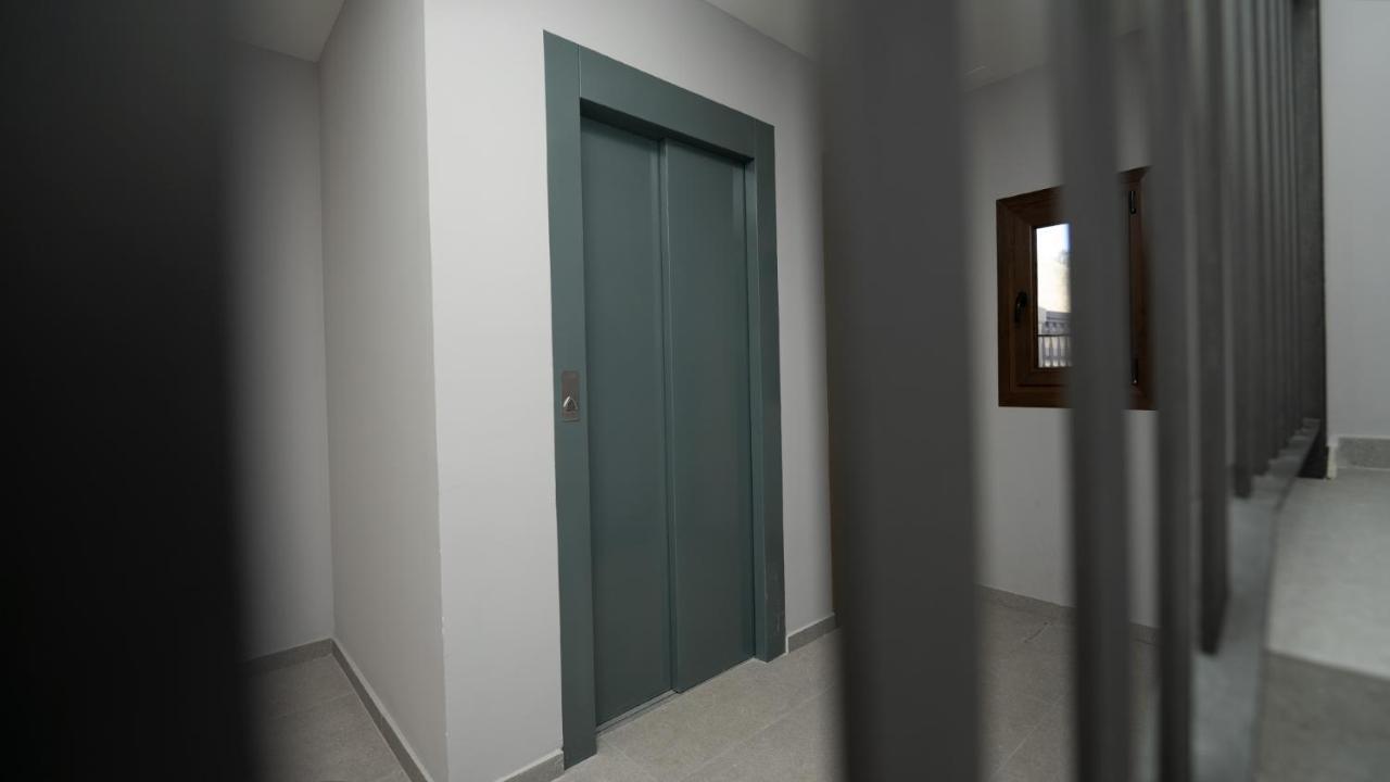 Apartamentos Puerta De Occidente Cornellana Dış mekan fotoğraf